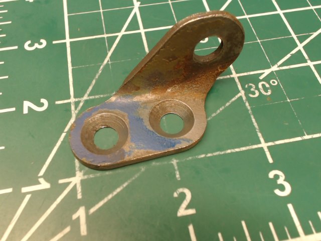 0517018-2 Cessna - BRACKET-DOOR STOP RH