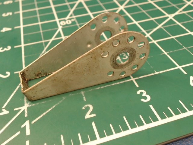 0411421-6 Cessna - Guard - Aileron Control Cable