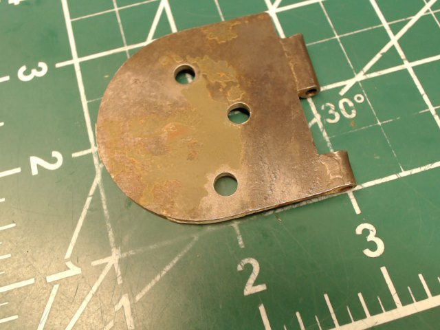 0517019-6 Cessna - HINGE LOWER FWD RH HALF