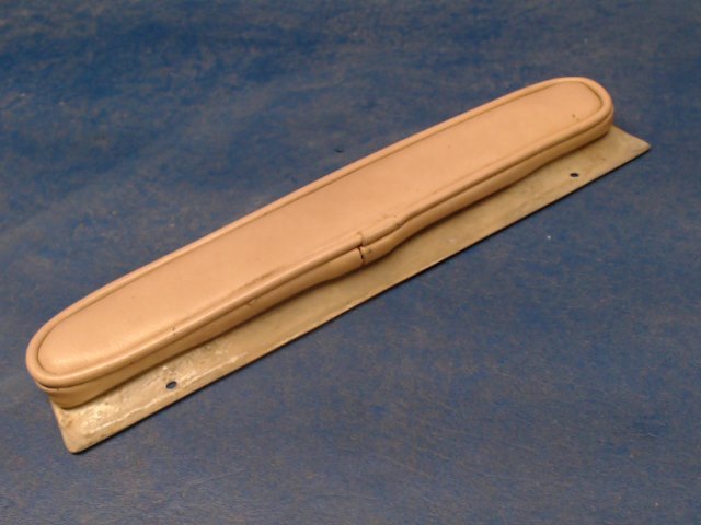 77500-07 Piper - Armrest - Cabin Door