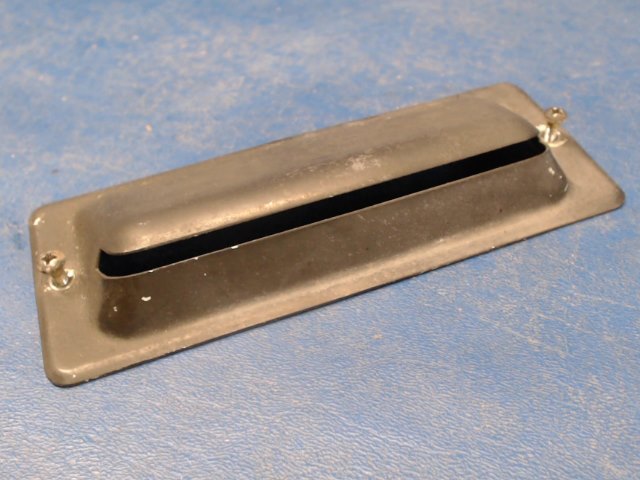 77735-18 Piper - Outlet - Defroster Air (Metal)