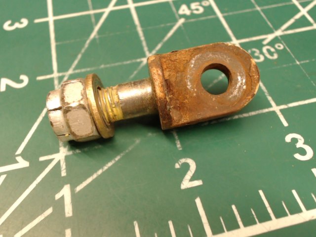 402 058 Piper - Eye Bolt - Door Hinge (AN44-6A)