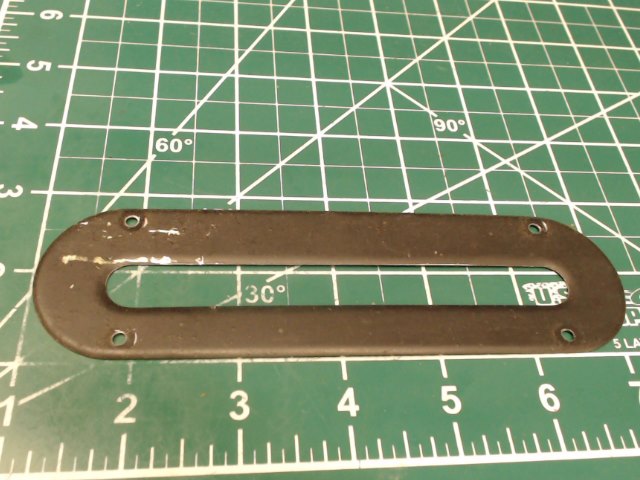 0713046 Cessna - RETAINER-UPHOLSTERY