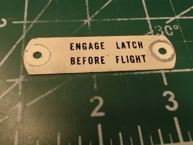 68555-05 Piper - Placard - Door Lock (Engage Latch Before Flight)