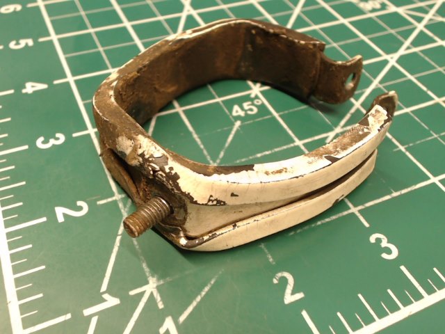 67277-00 Piper - Clamp