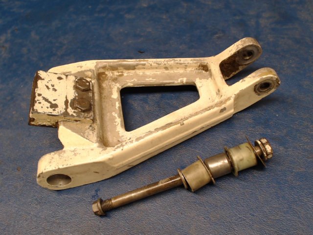 1743011-1 Cessna - TORQUE LINK ASSEMBLY-UPPER