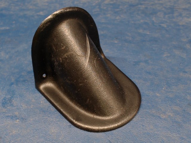 36551-02 Piper - Cover - Trim Black (Cracked)