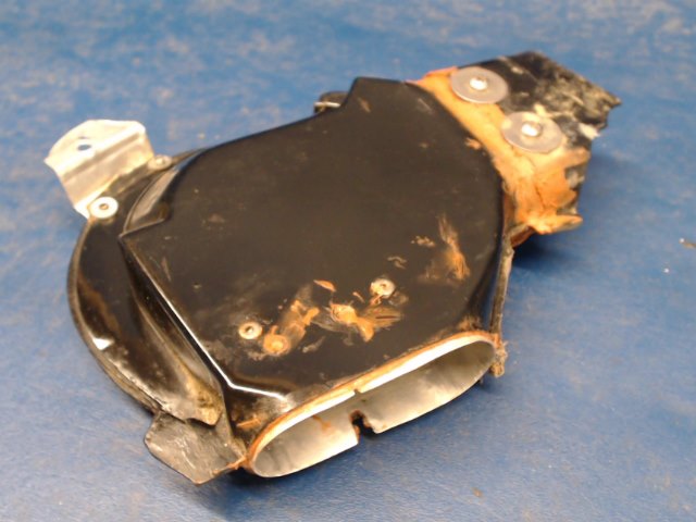 2013146-1 Cessna - VENT - LH (Plastic cracked in several places - See photos)