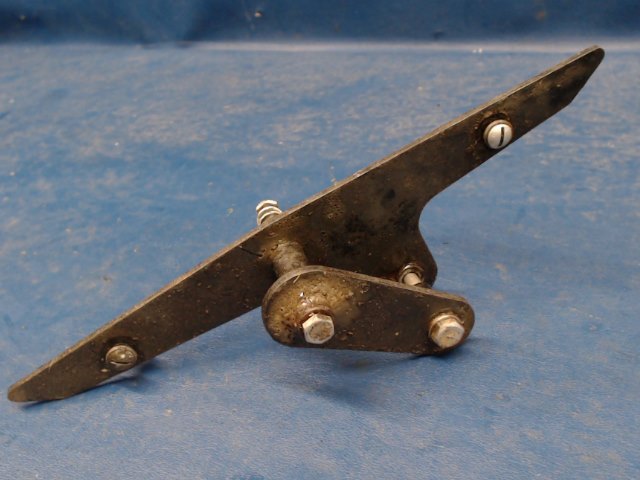 62771-00 Piper - Bellcrank - Aileron Left