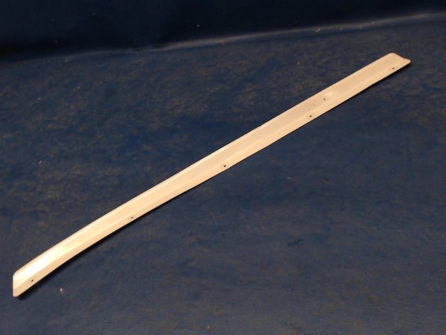 63071-03 Piper - Retainer - Top - Left front Window