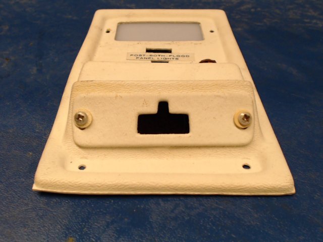 2415021-1 Cessna - Cover-Overhead Light (Cracked) See Photos.
