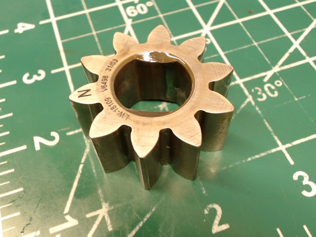 LW-18109 Lycoming O-360-F1A6 - Impeller - Oil Pump Driving