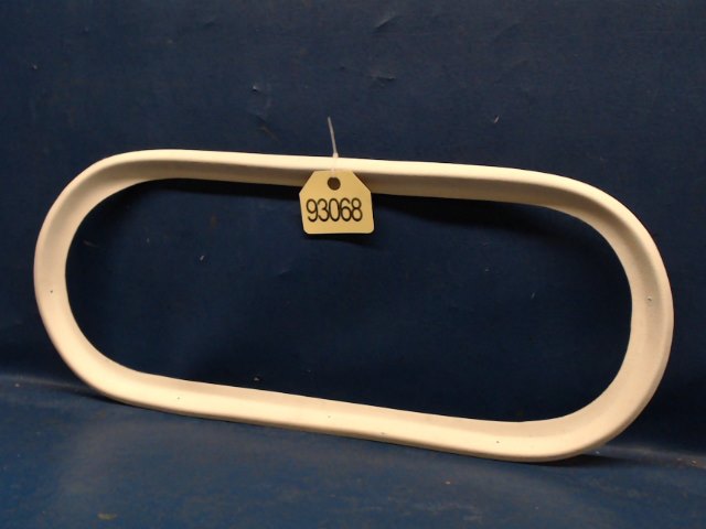 0514064-3 Cessna - Retainer - Skylight