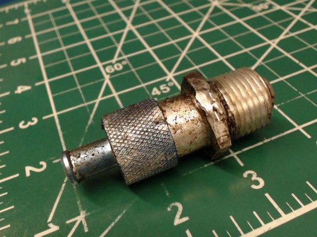 S1951-5 Cessna - Valve - Oil Drain