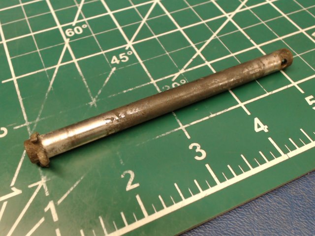 1460501-21 Cessna - Shaft - Rudder Pedal Attach