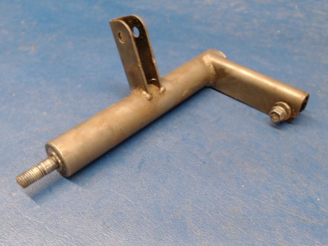 2460004-1 Cessna - Bellcrank - Nose Gear Steering