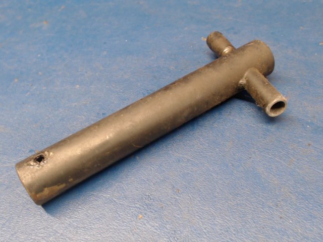 0411307-0 Cessna - Arm - Rudder Bar (Spring Wear)
