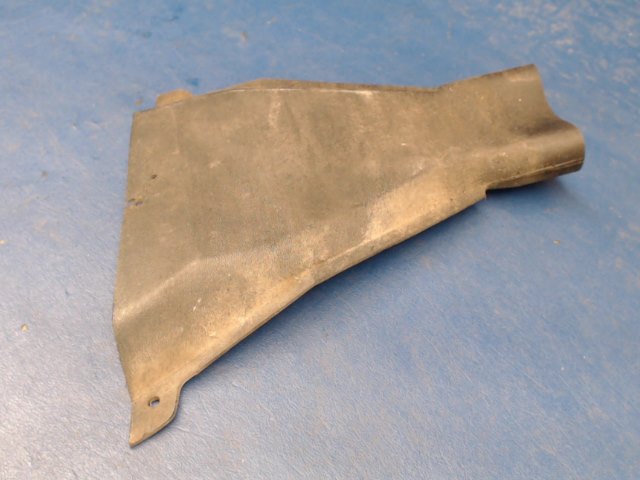2413049-2 Cessna - OUTLET-HEATER RH (Cracked at top center - See photos)