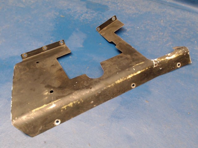 0513057-1 Cessna - Shield - Rudder Bar LH (Cracked) See Photos