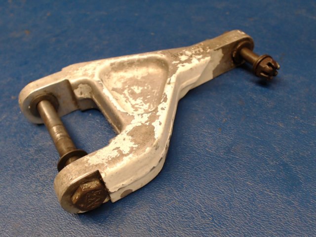 20735-05 Piper - LINK ASSEMBLY - Nose gear torque