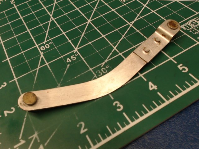 0510195-1 Cessna - Arm - Flap Position Transmitter