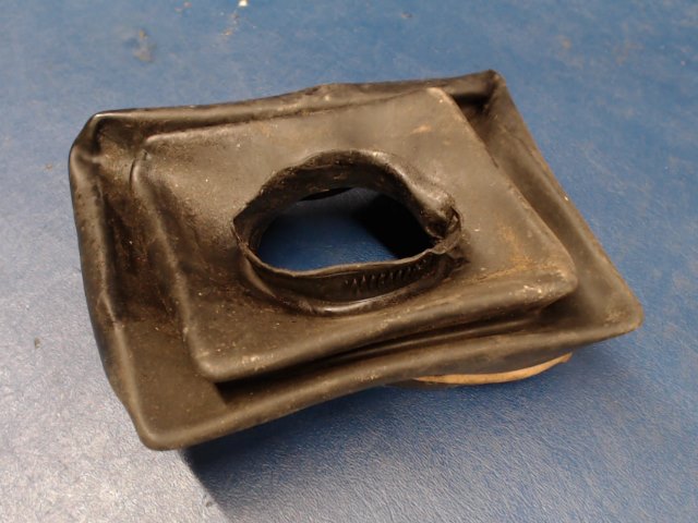 78334-00 Piper - Boot -Nose Gear Bungee (Torn) See Photos