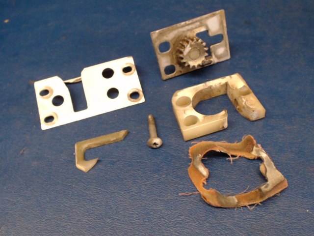 MPN Cessna - CLUTCH LH DOORPOST with Doubler/shim/Guide/cover