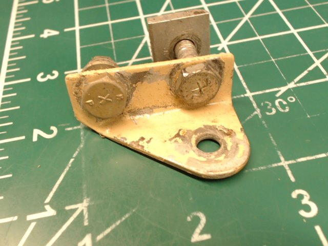 0510205-9 Cessna - FITTING-SEAT BELT OUTBD LH or INBD RH