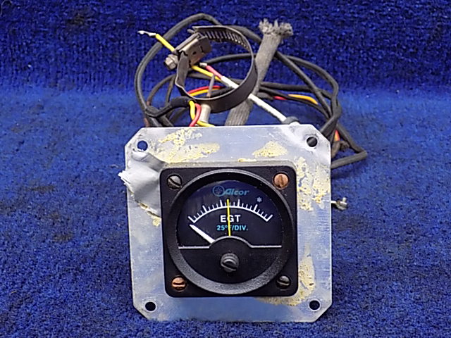46150 Alcor Inc - EGT Indicator - Exhaust Gas Temperature Gauge w/ Probe