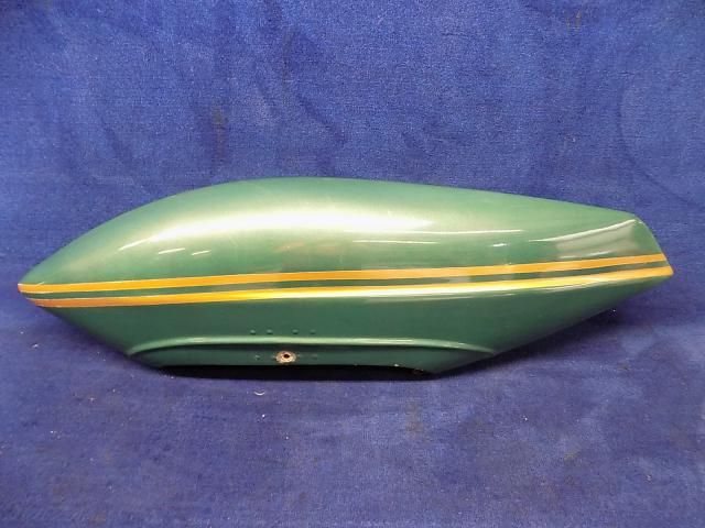 0541185-6 Cessna - FAIRING - RH MAIN WHEEL PANT FIBERGLASS (dent and cracks see details)