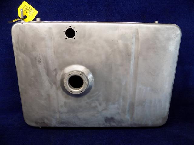 0426019-23 Cessna - Fuel-Tank LH (Dent) See details.