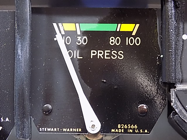 826566 Stewart Warner - GAUGE - OIL PRESSURE
