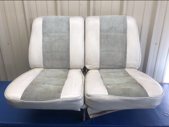 0700678-27 Cessna - Seat - Rear Split Back Bench