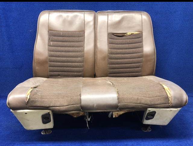 0514184-2 Cessna - Seat - Rear Split Back Individual Reclining w/ Skirt and Cables (See Details)