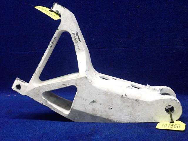 169-810032-6 Beechcraft - HOUSING RH /ORDER 169-810001-656