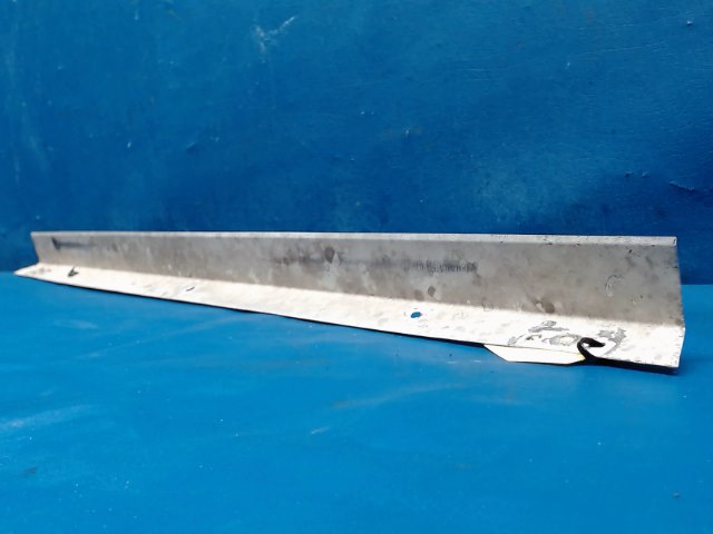 0511130-2 Cessna - Shield - Front Spar