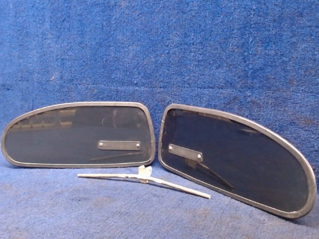 764 114 Piper - Visor - Sun (Set Of Two RH/LH)
