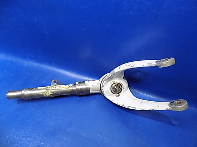 3400D-3 Cessna - 10 Fork &amp; Bracket Assembly (See Details)
