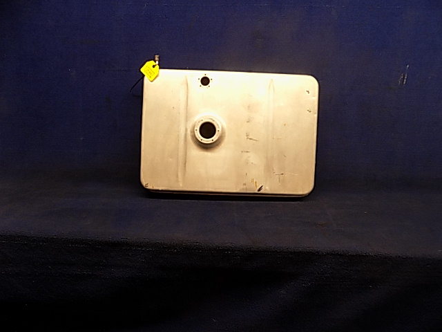 0426508-21 Cessna - Tank-Fuel LH Wing (Small dent) See details.