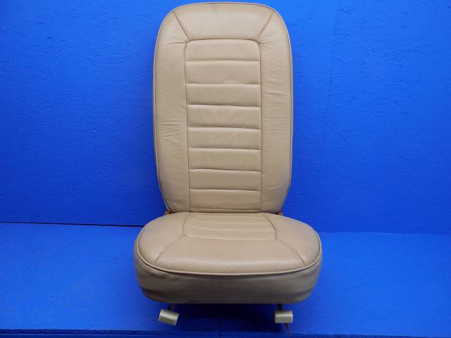 0812832-5 Cessna - SEAT ASSEMBLY - CENTER (See details)