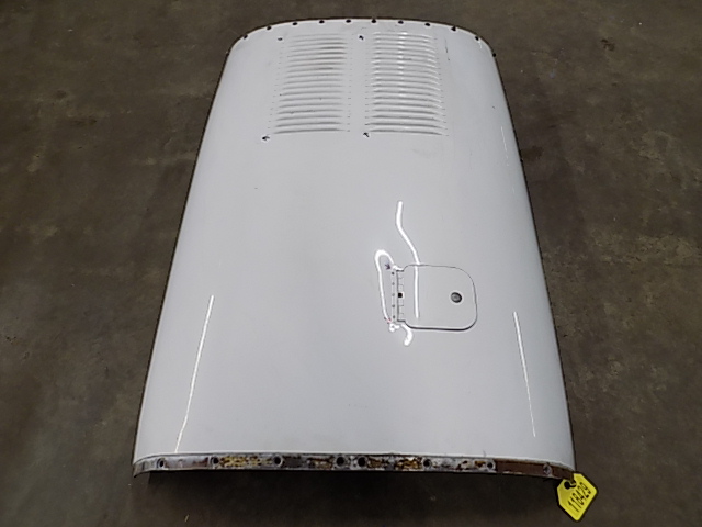 5652001-212 Cessna - COWL - UPPER LH OR RH (See details)