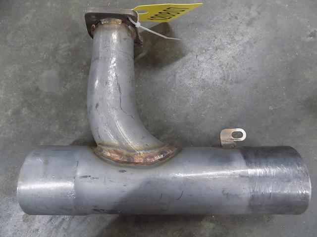 0850600-155 Cessna - RISER-CENTER RH (New Surplus)