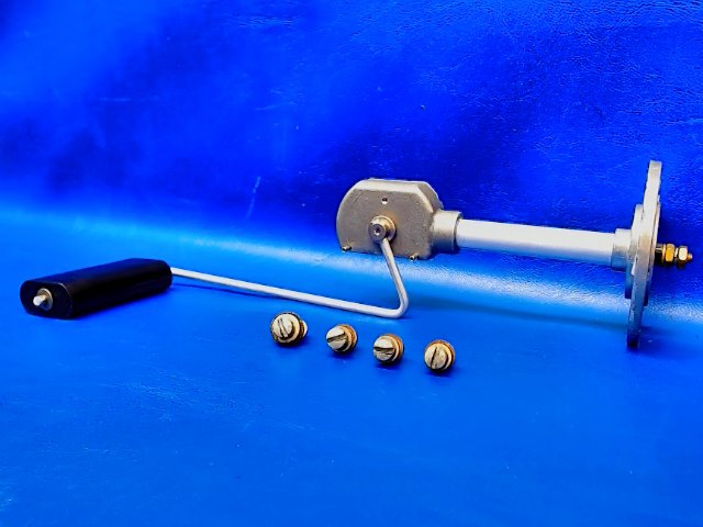 60-389031-9 Beechcraft - TRANSMITTER- LH NACELLE FUEL