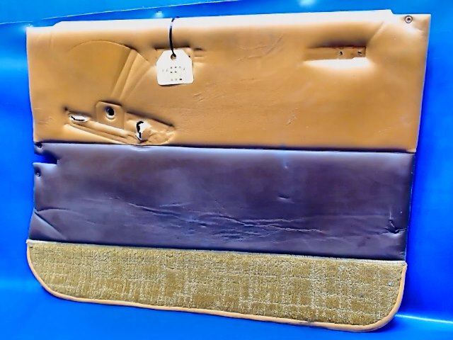 2215010-4 Cessna - Trim Panel - RH Cabin Door Non-Openable Window