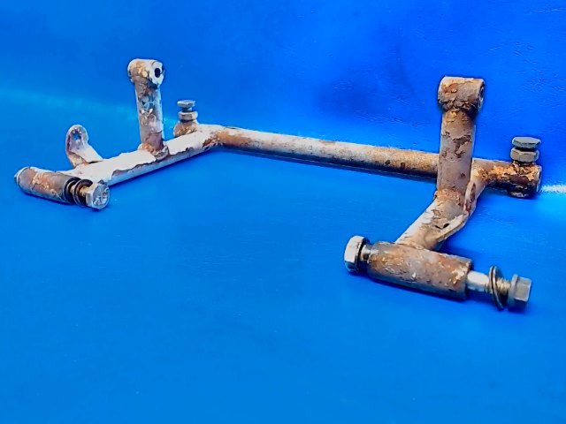 2213022-13 Cessna - Actuator - Nose Gear Door
