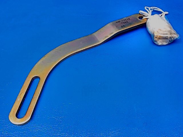 LW-10729 Lycoming - Link - Alternator Adjusting