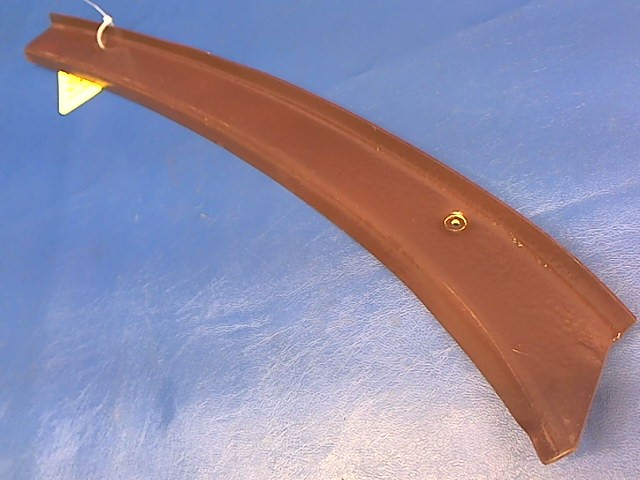 63156-03 Piper - TRIM STRIP Window left