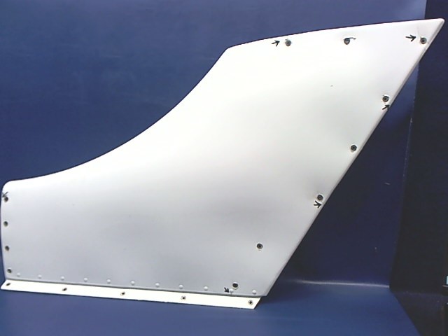 96-440010-19 Beechcraft - Saddle Dorsal Fin (PLASTIC) - See details
