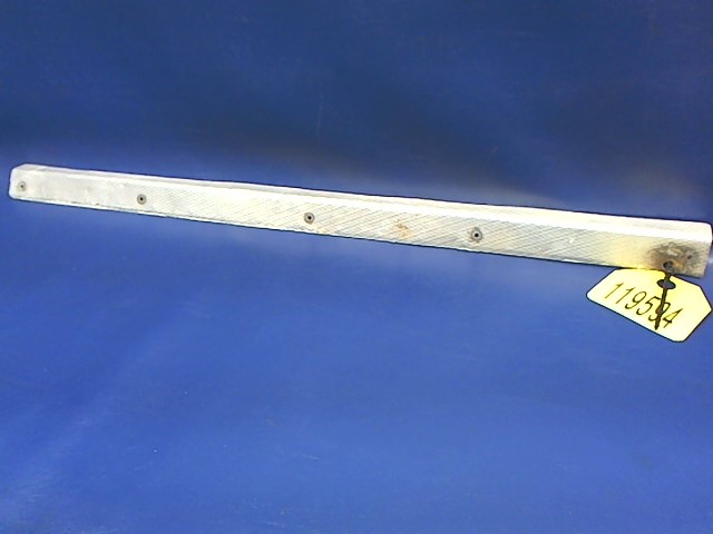 65546-04 Piper - SILL- Door