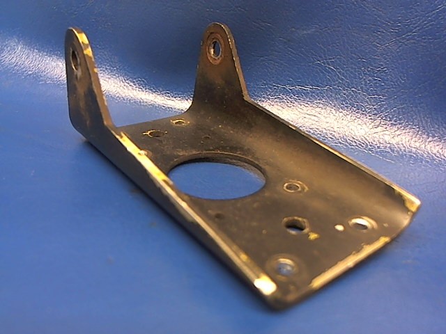 37511-32 Piper - CHANNEL - Actuation support